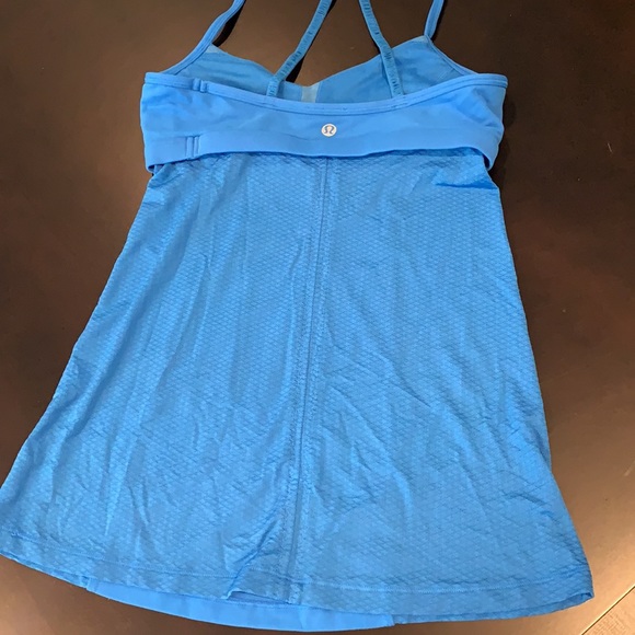 Lululemon 💪 Tank size 4 (tags removed) - Picture 4 of 7